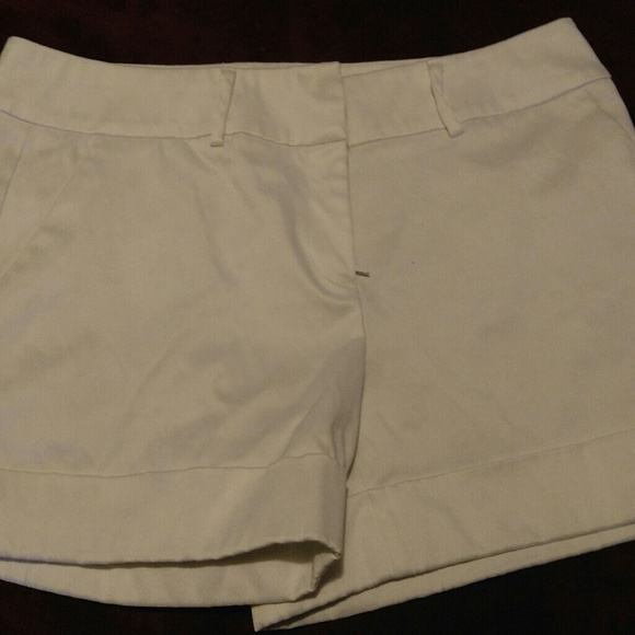 Shorts - Picture 3 of 3